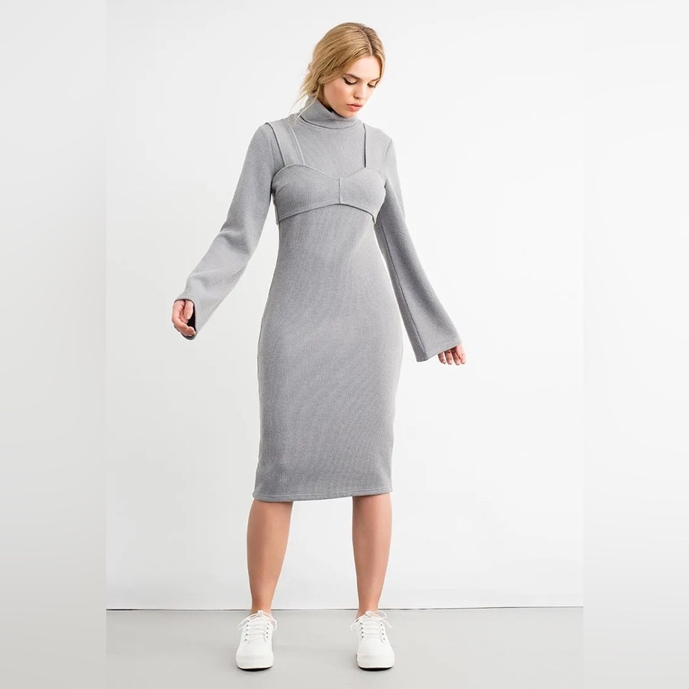 LOST INK GRAY HEAVY RIB TURTLENECK BRALETTE MIDI SWEATER DRESS - SIZE MEDIUM